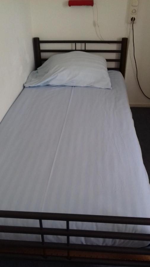 Hostel Pension Tivoli โกรนิงเงน ภายนอก รูปภาพ